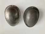 2 antieke metalen chocolade vormen Paaseieren, Ophalen of Verzenden