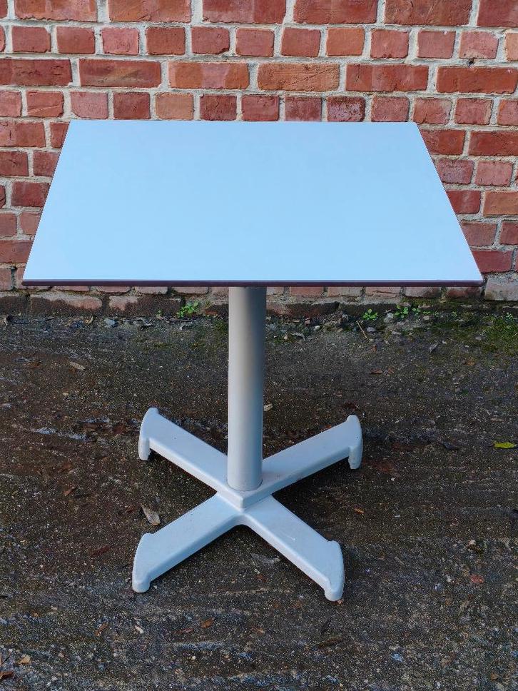 tables pliante de terrasse -marque Hilma- 2 pces dispos, Jardin & Terrasse, Tables de jardin, Utilisé, Carré, Métal, Enlèvement