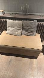 Gratis beige stoffen poef, Huis en Inrichting, Ophalen, Zo goed als nieuw