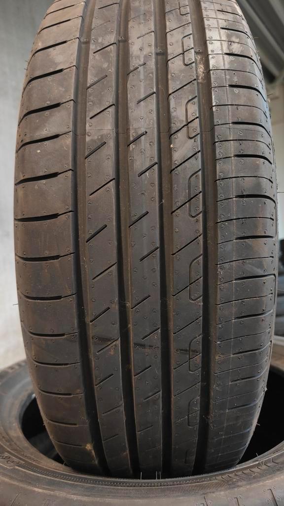 215/55r18 95h Goodyear Demo 80€ per stuk met montage, Auto-onderdelen, Besturing, Ophalen
