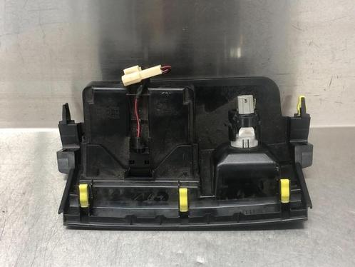 12 VOLT AANSLUITING Toyota Land Cruiser (J12) (1A421015G), Auto-onderdelen, Interieur en Bekleding, Toyota, Gebruikt
