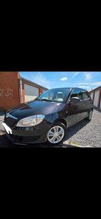 Skoda Fabia 1.2i*euro5*klaar voor registratie!!, Voorwielaandrijving, Euro 5, Stof, Zwart