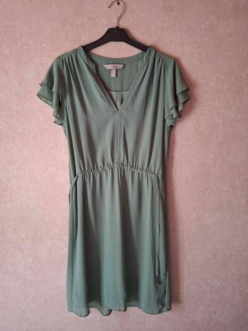 Robe d'été signée H&M disponible aux enchères