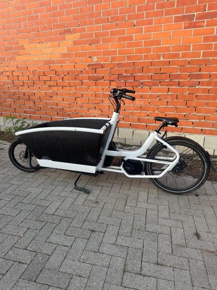 Urban Arrow Familie  bj2022  500wh, Fietsen en Brommers, Fietsen | Bakfietsen, Zo goed als nieuw, Elektrisch, Ophalen