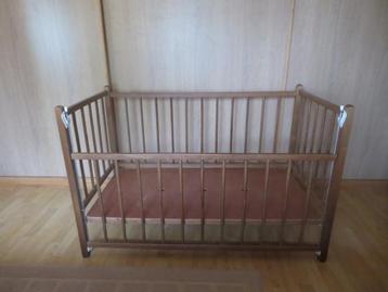 Lit cage en bois  beschikbaar voor biedingen