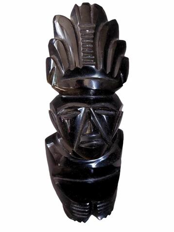 Statue Inca en obsidienne de 15 cm sur 6,5, Enlèvement