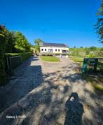 Maison 4 façades grands jardins (1 ha 26 a) 3 garages, 5 kamers, Vrijstaande woning, Provincie Luxemburg, 1500 m² of meer