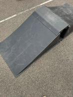 Skateramp/-schans + gratis skateplatform/-podium, Sport en Fitness, Skateboarden, Ophalen, Gebruikt