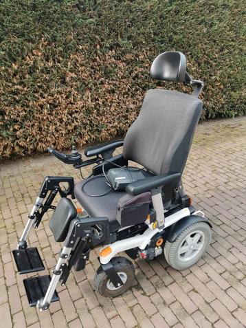 Elektrische rolstoel puma 40 perfect staat info 0488826971  beschikbaar voor biedingen