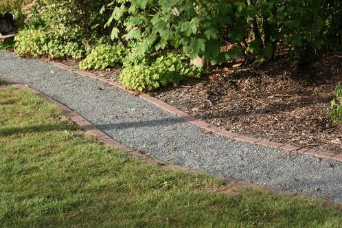 Gratis: 140  stuks rode betonklinkers, Tuin en Terras, Tegels en Klinkers, Zo goed als nieuw, Beton, Ophalen