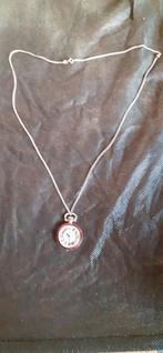 Montre pendentif femme avec chaîne, Bijoux, Sacs & Beauté, Enlèvement ou Envoi, Comme neuf