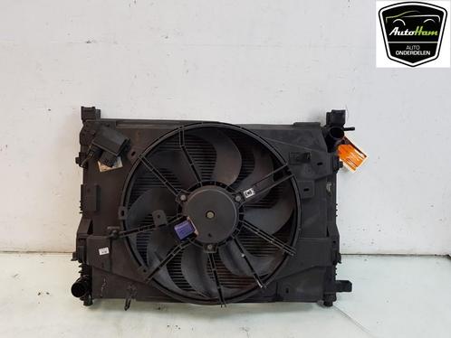 RADIATEUR COMPLEET Renault Captur (2R) (01-2013/-), Auto-onderdelen, Airco en Verwarming, Renault, Gebruikt