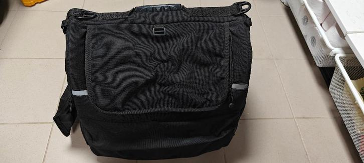 Deemeed pet bag size M - Hondenmand motor, Motoren, Accessoires | Koffers en Tassen, Zo goed als nieuw, Ophalen of Verzenden
