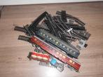 Veel rails kruisen auto's... treinen jouef lima HO..., Hobby en Vrije tijd, Modeltreinen | H0, Ophalen of Verzenden, Rails, Jouef