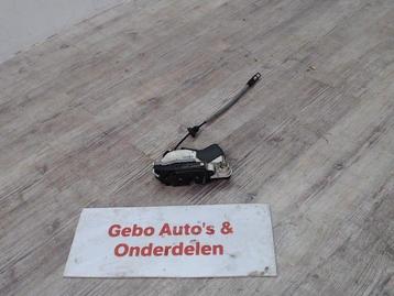 SERRURE DE PORTE GAUCHE Volkswagen Polo V (6R), Autos : Pièces & Accessoires, Utilisé, Gauche, Volkswagen