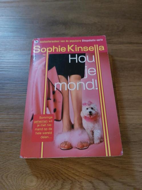 Sophie Kinsella - Hou je mond!, Boeken, Literatuur, Gelezen, Ophalen of Verzenden