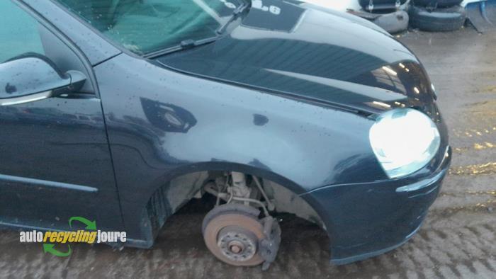 Scherm rechts-voor van een Volkswagen Golf (LC9Z), Auto-onderdelen, Carrosserie, Volkswagen, Gebruikt, 3 maanden garantie