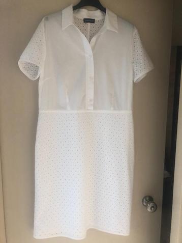 Nouvelle robe blanche brodée « Diana Galessi », taille 40