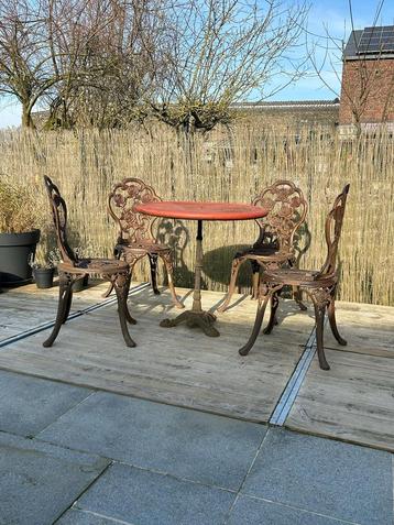Ensemble de jardin en fonte.   beschikbaar voor biedingen