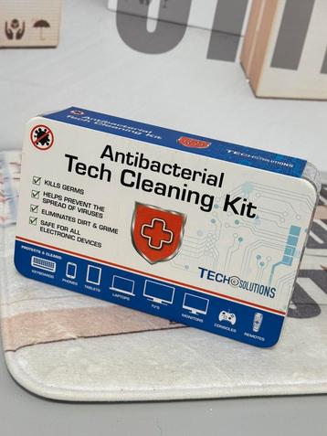 Kit de nettoyage technique pour téléphone portable et PC, Enlèvement ou Envoi