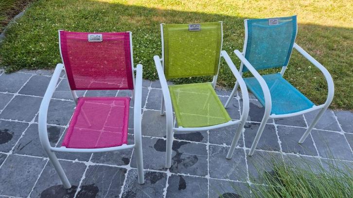 kleuterstoelen, Huis en Inrichting, Stoelen, Zo goed als nieuw, Vijf, Zes of meer stoelen, Kunststof, Metaal, Wit, Ophalen