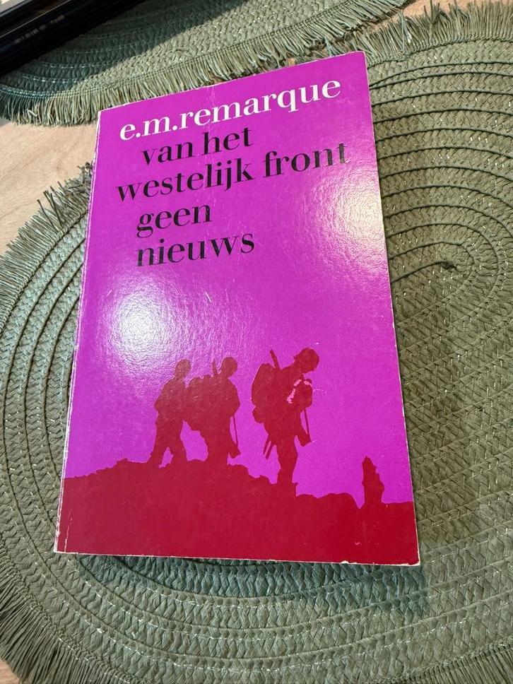 Van het westelijk front geen nieuws - Remarque, Livres, Romans historiques, Utilisé, Enlèvement ou Envoi