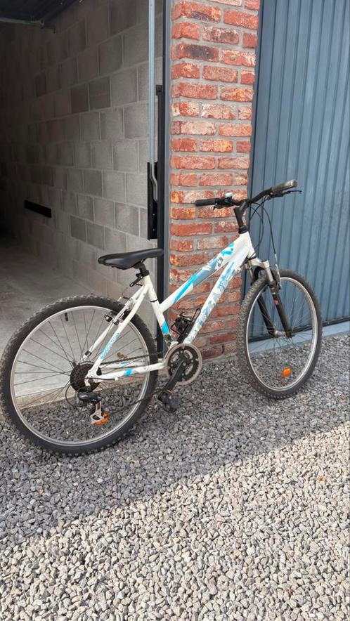 VTT 21 vitesses – 85 €, Fietsen en Brommers, Fietsen | Mountainbikes en ATB, Gebruikt, Ophalen