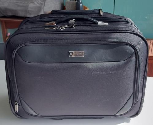 handbagage / kantoor rolkoffer van Roncato - prima staat, Handtassen en Accessoires, Tassen | Reistassen en Weekendtassen, Zo goed als nieuw