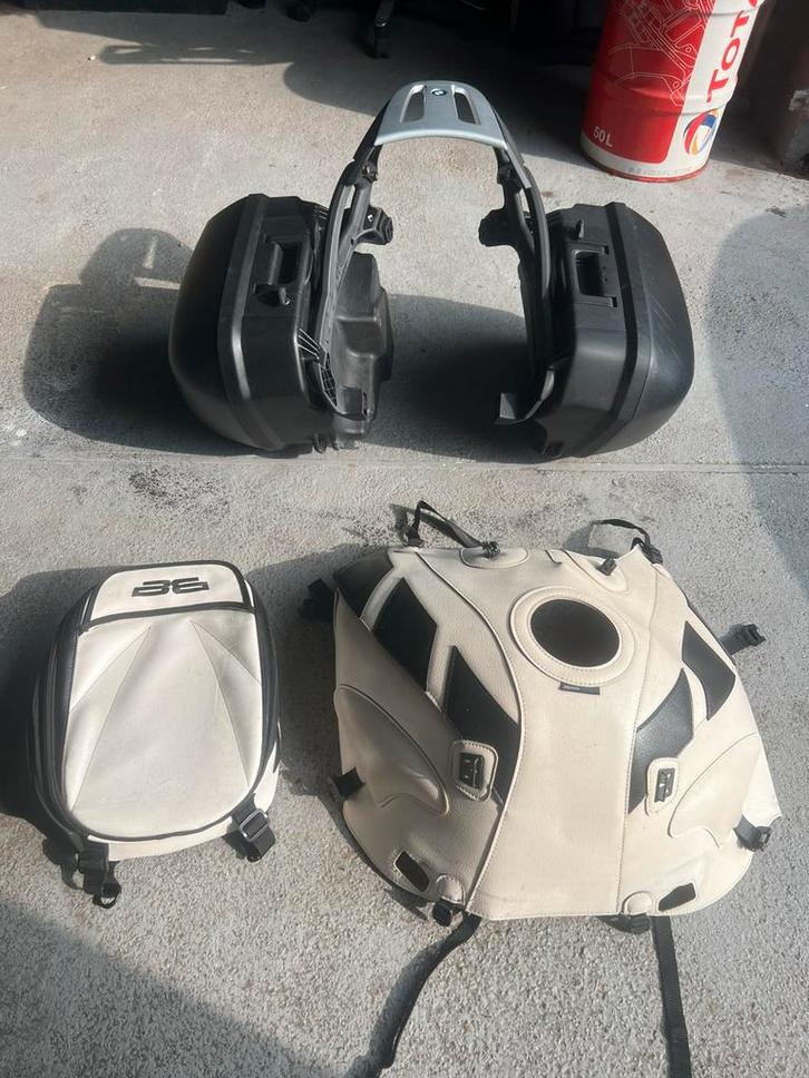 Bagagerie bmw rockster, Motos, Accessoires | Valises & Sacs, Enlèvement