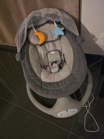 Bebies First Elektrische Wipstoel/ Schommelstoel beschikbaar voor biedingen