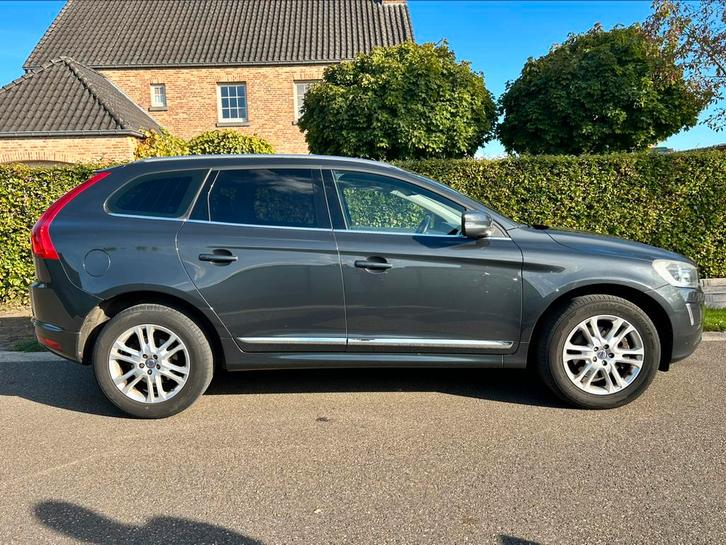 Volvo XC60 2.0 Automaat 100kW 142.000km, Auto's, Volvo, Particulier, XC60, Lederen bekleding, Diesel, Euro 5, SUV of Terreinwagen
