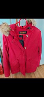 Woolrich dames jas valt klein nu ophalen is 50 betalen, Kleding | Dames, Jassen | Winter, Ophalen, Gedragen