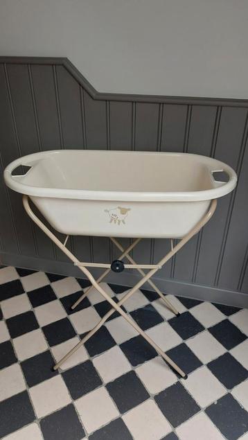 Pericles babybad + staander beschikbaar voor biedingen