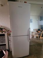 Beko koelkast met diepvries., Elektronische apparatuur, Koelkasten en IJskasten, Ophalen