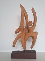 Abstract houten sculptuur, Envoi