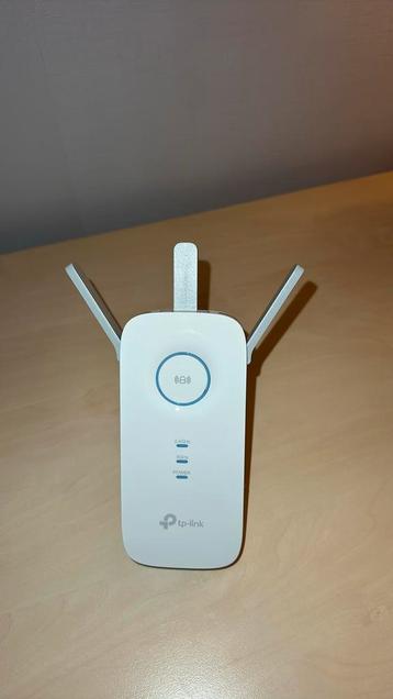 Gloednieuwe TP-Link wifi extender beschikbaar voor biedingen