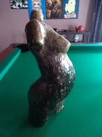 buste de femme en terre cuite, Enlèvement