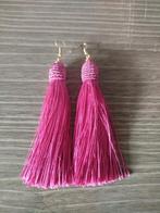 Statement oorbellen/ flosjes/ fushia, Overige materialen, Hangers, Nieuw, Ophalen of Verzenden