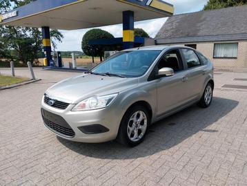 Ford focus boîte auto 72000km !!!+32 465 54 46 20 !!!, Autos, Ford, Essence, Achat, Focus