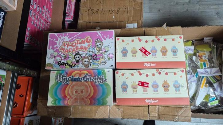 GROOTHANDELAAR OPRUIMING – LAATSTE DOZEN LABUBU POP MART!, Enfants & Bébés, Jouets | Figurines, Neuf, Enlèvement ou Envoi