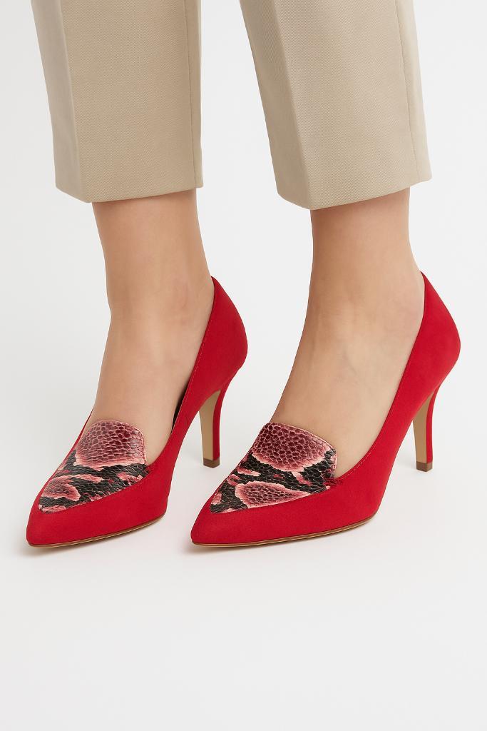 pumps met slangenprint maat 40, Kleding | Dames, Schoenen, Zo goed als nieuw, Pumps, Rood, Ophalen of Verzenden