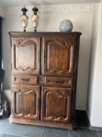 Mooie massief eiken buffetkast afm.170 H x 133 b x 55 d., Huis en Inrichting, Kasten | Buffetkasten, Ophalen