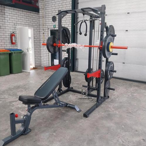 Heavy-duty Halfrack + bankje + Olympische Gewichten +barbels, Sport en Fitness, Fitnessmaterialen, Zo goed als nieuw, Armen, Ophalen