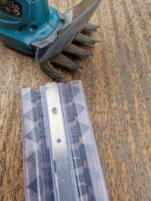 Makita 18 V LXT Gras-/Bux­susschaar, Tuin en Terras, Hand-tuingereedschap, Gebruikt, Overige soorten, Ophalen