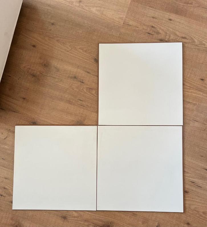 Dalles blanches pour couvrir murs ou plafonds., Bricolage & Construction, Planches & Dalles, Utilisé, Autres types, Bois, Moins de 50 cm