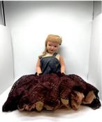 Ancienne voiture d'enfants en bois et poupée, Collections, Enlèvement, Poupée