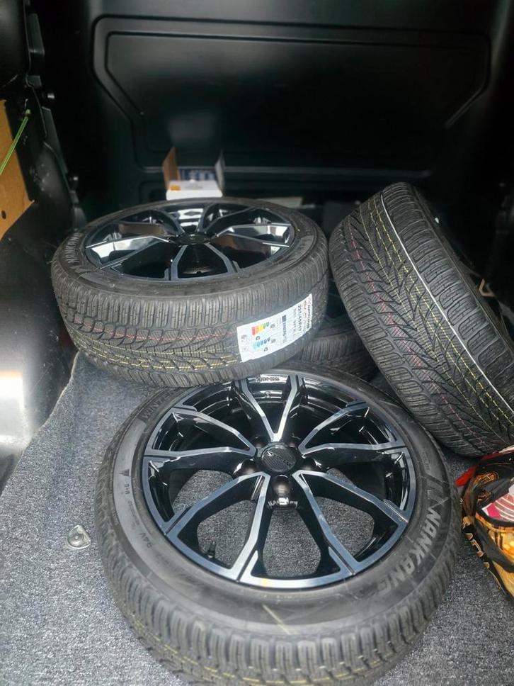 nouvelles jantes MAK Italy 17 avec pneus d'hiver 225/45 R17, Autos : Pièces & Accessoires, Pneus & Jantes, Pneu(s), Pneus hiver