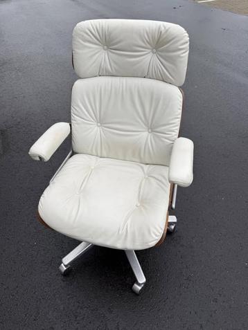 Design Loungestoel type Eames Lounge full leather beschikbaar voor biedingen