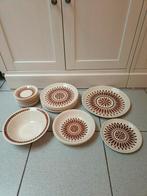 Servies 6+2+10+1+1+1 borden van Biltons, Huis en Inrichting, Keuken | Servies, Ophalen of Verzenden, Bord(en)