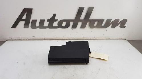ZEKERINGKAST Volvo V40 (MV) (01-2012/08-2019) (|31409757|), Auto-onderdelen, Elektronica en Kabels, Volvo, Gebruikt